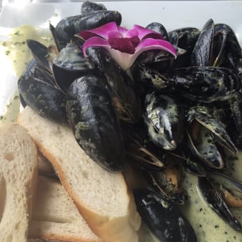 Farm Country Kitchen - Mussels OMG - American Near Me - Riverhead, New York