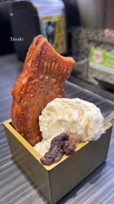 Kura Revolving Sushi Bar by null