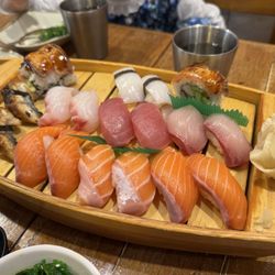 Hukuya Sushi Bar - Sushi