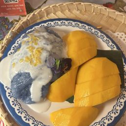 MANGO STICKY RICE MANGO STICKY RICE