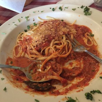 Cafe Corleone - Linguini bolognesa - Italian Near Me - Paramount, California Cafe Corleone - Linguini bolognesa - Italian Near Me - Paramount, California