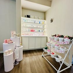 Mona Dermatology