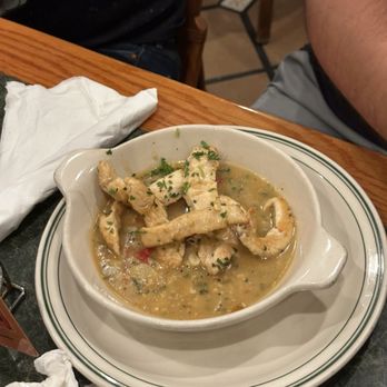 La Carreta - Filetillo de Pollo al Ajillo* - Cuban Near Me - Pembroke Pines, Florida