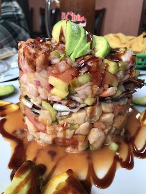 El Chino Taqueria y Mariscos by null