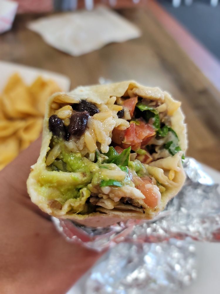 Food from El Pelon Taqueria