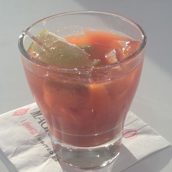 United Club - Bloody Mary - Airport Lounges Near Me - Houston, Texas United Club - Bloody Mary - Airport Lounges Near Me - Houston, Texas