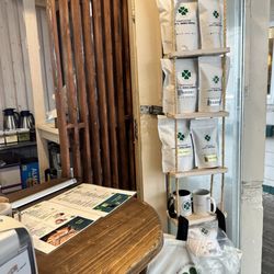 Clover and Mug - Kona Inn - Retail