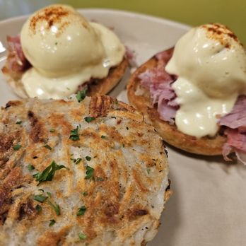 Snooze, an A.M. Eatery - Eggs benedict - Breakfast & Brunch Near Me - Phoenix, Arizona Snooze, an A.M. Eatery - Eggs benedict - Breakfast & Brunch Near Me - Phoenix, Arizona