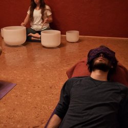 Shanti Om - Workshops and sound events