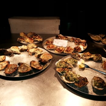 Half Shell Oyster House - Seafood Near Me - Biloxi, Mississippi
