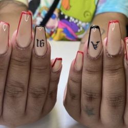 Glazed nail studio by B