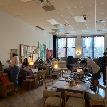 Happy Medium - Art Classes Near Me - New York, New York Happy Medium - Art Classes Near Me - New York, New York