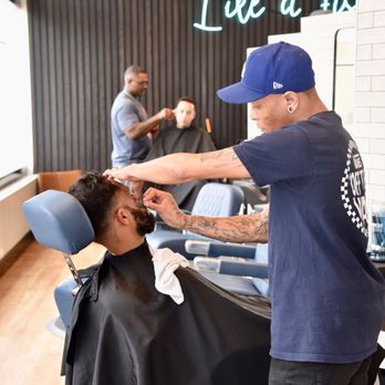 R&R Head Labs - Through our lived experience, we are experts at cutting all hair types and textures including beard trims. - Barbers Near Me - Denver, Colorado R&R Head Labs - Through our lived experience, we are experts at cutting all hair types and textures including beard trims. - Barbers Near Me - Denver, Colorado