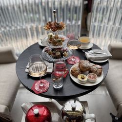 Baccarat Hotel Grand Salon - Prince of Whales Afternoon Tea