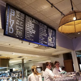 BLVD Kitchen & Bar - American Near Me - Minnetonka, Minnesota