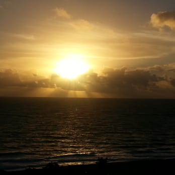 Pompano Beach Club - Beautiful sun rises - Apartments Near Me - Pompano Beach, Florida Pompano Beach Club - Beautiful sun rises - Apartments Near Me - Pompano Beach, Florida