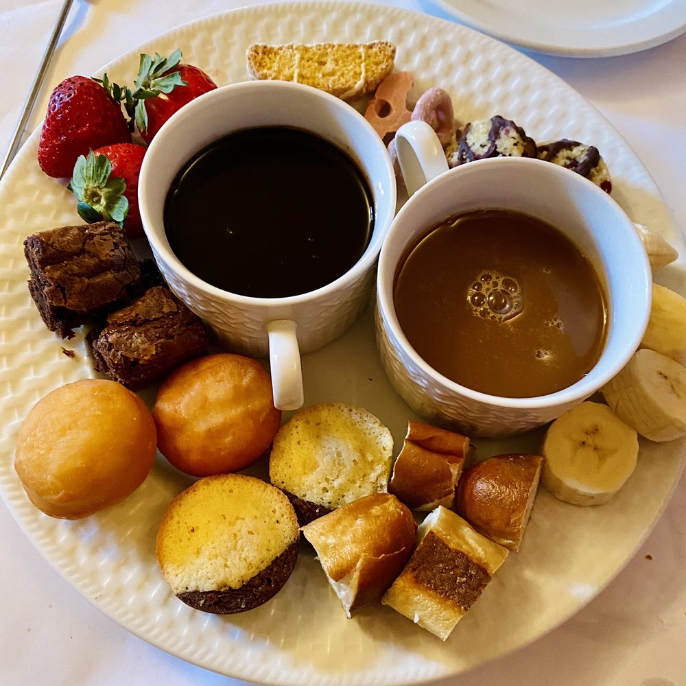 Bistro Maison - Fondue - French Near Me - McMinnville, Oregon Bistro Maison - Fondue - French Near Me - McMinnville, Oregon