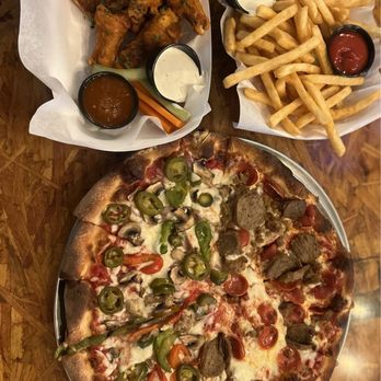 818 Brewing - Breweries Near Me - Canoga Park, California 818 Brewing - Breweries Near Me - Canoga Park, California