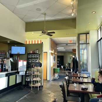 Miyo Cafe - Inside - Cafes Near Me - Castle Rock, Colorado