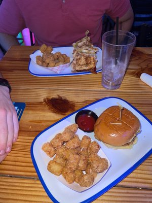 Sonny's Patio Pub and Refuge by null