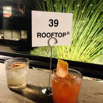 Rooftop 25 - G&T and Rose Sangria - Cocktail Bars Near Me - San Francisco, California Rooftop 25 - G&T and Rose Sangria - Cocktail Bars Near Me - San Francisco, California