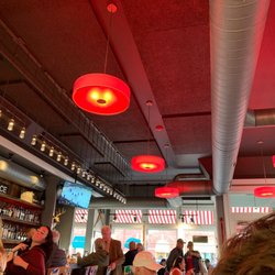Pierson's Grille & Spirits - Bar & Dining Room