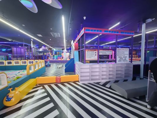 MAX FUNLAND - Updated July 2026 - 14 Photos - 3843 Nostrand Ave ...