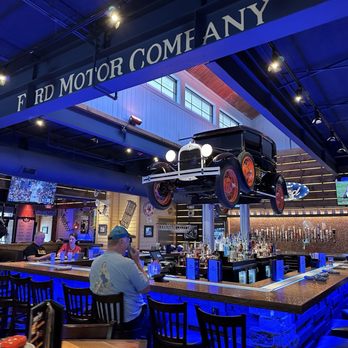 Ford's Garage Plano - I suppose I should have expected this - Burgers Near Me - Plano, Texas
