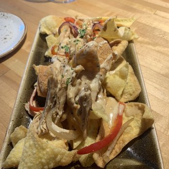 Cru Cellars - Nachos.  More cheese please. - Wine Bars Near Me - Tampa, Florida