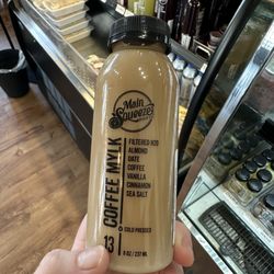 Main Squeeze - Milk coffee