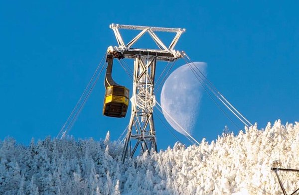Cannon Mountain Ski Resort by null
