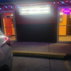 Amazing BBQ - Front