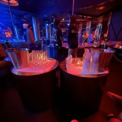 Your Vegas Plug - XS nightclub