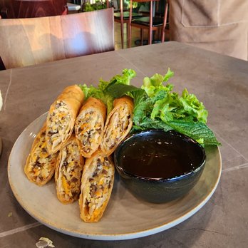 Bacogai - Fresh veggies egg rolls - Hot Pot Near Me - Alameda, California