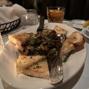 Dal Rae Restaurant - Steakhouses Near Me - Pico Rivera, California