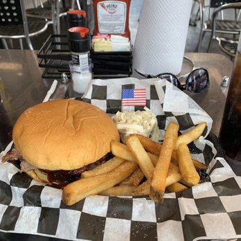 Obi's Fillin Station - The Jalopy... not exactly what I expected.  But pretty good. - American Near Me - Saint Augustine, Florida