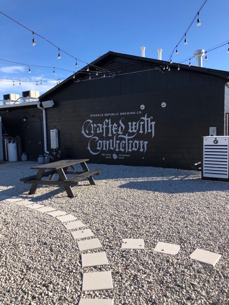 EMERALD REPUBLIC BREWING 72 Photos & 28 Reviews 1414 W Government St, Pensacola, FL Yelp