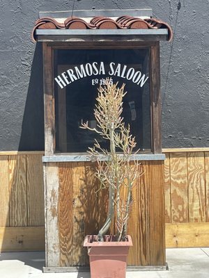 Hermosa Saloon by null