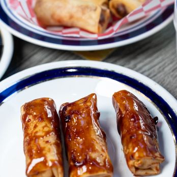 Kanto by Tita Flips - Turon (Banana Spring Roll) - Filipino Near Me - North York, Ontario