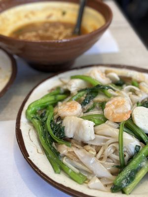 Kim Kee Noodle Cafe by null