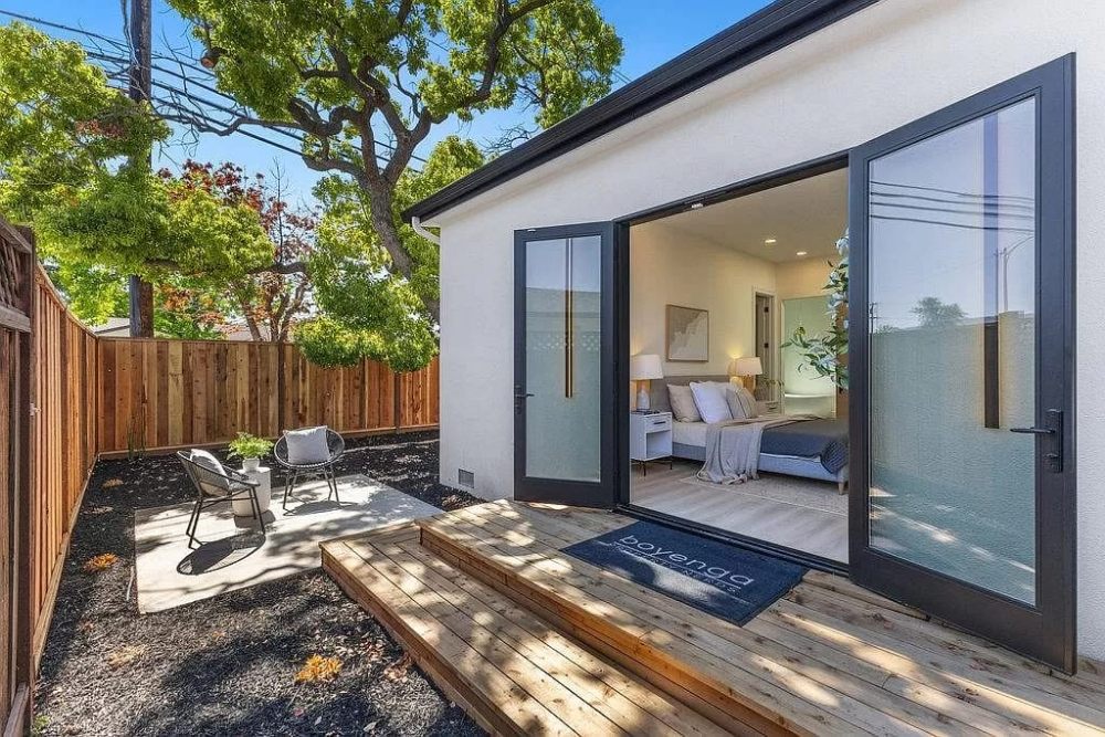 Slide of Urban Builders & Remodeling