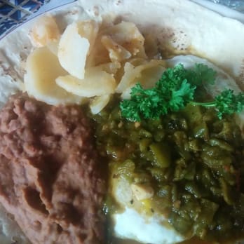 El Paragua - Huevos with delicious pure green chile - Mexican Near Me - Espanola, New Mexico