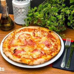 Szamot na Wielopolu - Dajwór 3 Pizza