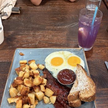 First Watch - Traditional meal with the million dollar bacon and Purple Haze! - Breakfast & Brunch Near Me - Pembroke Pines, Florida First Watch - Traditional meal with the million dollar bacon and Purple Haze! - Breakfast & Brunch Near Me - Pembroke Pines, Florida