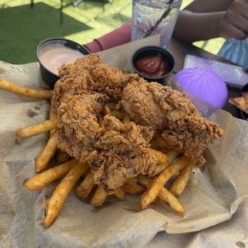 eight60 Wine Whiskey Bites - Chicken Tenders - Wine Bars Near Me - Slidell, Louisiana eight60 Wine Whiskey Bites - Chicken Tenders - Wine Bars Near Me - Slidell, Louisiana