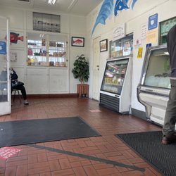 Happy Fish Market
