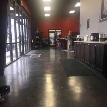 Driver's Edge - Inside of shop - Auto Repair Near Me - Prosper, Texas Driver's Edge - Inside of shop - Auto Repair Near Me - Prosper, Texas