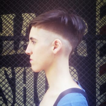 Azul - Hair Salons Near Me - Valencia, V