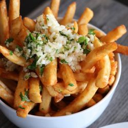 Cos&Pi - Garlic Fries