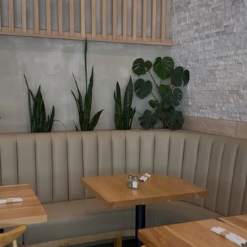 Garden's Gate Cafe - Interior - Breakfast & Brunch Near Me - San Jose, California Garden's Gate Cafe - Interior - Breakfast & Brunch Near Me - San Jose, California